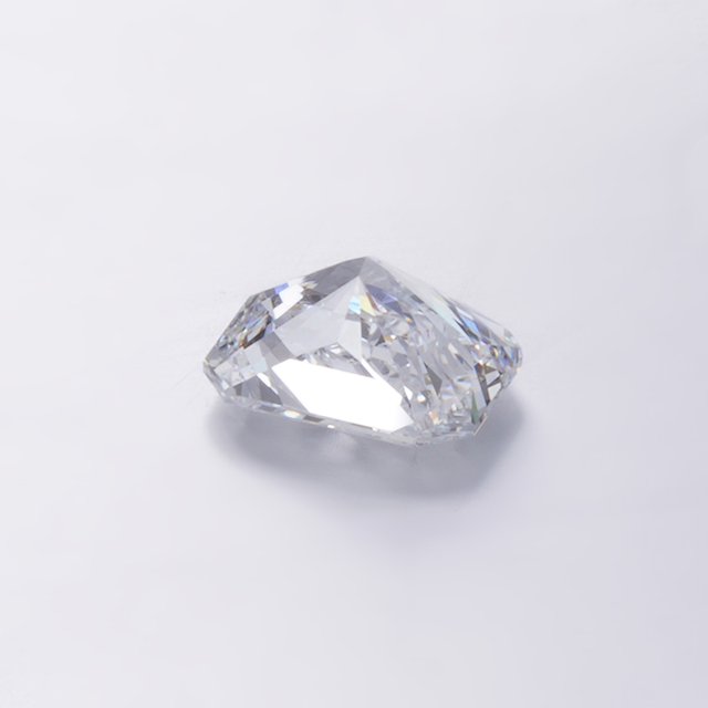 Radiant Cut 1.0ct E VVS CVD Lab Grown Diamond With IGI
