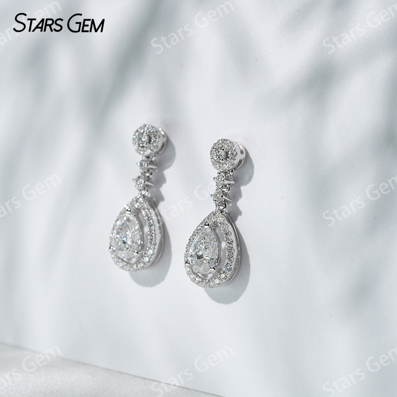 6.5×4.5mm Pear Cut Lab Grown Diamond 18K Gold Diamond Earrings