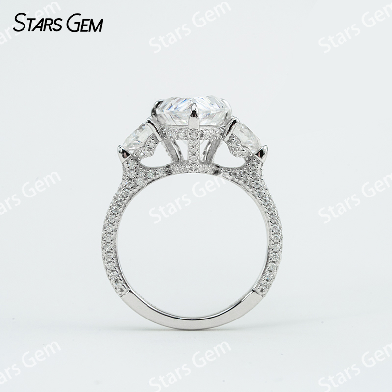 9×​13mm Pear Cut Moissanite S925 Sterling Silver Three Stone Engagement Ring