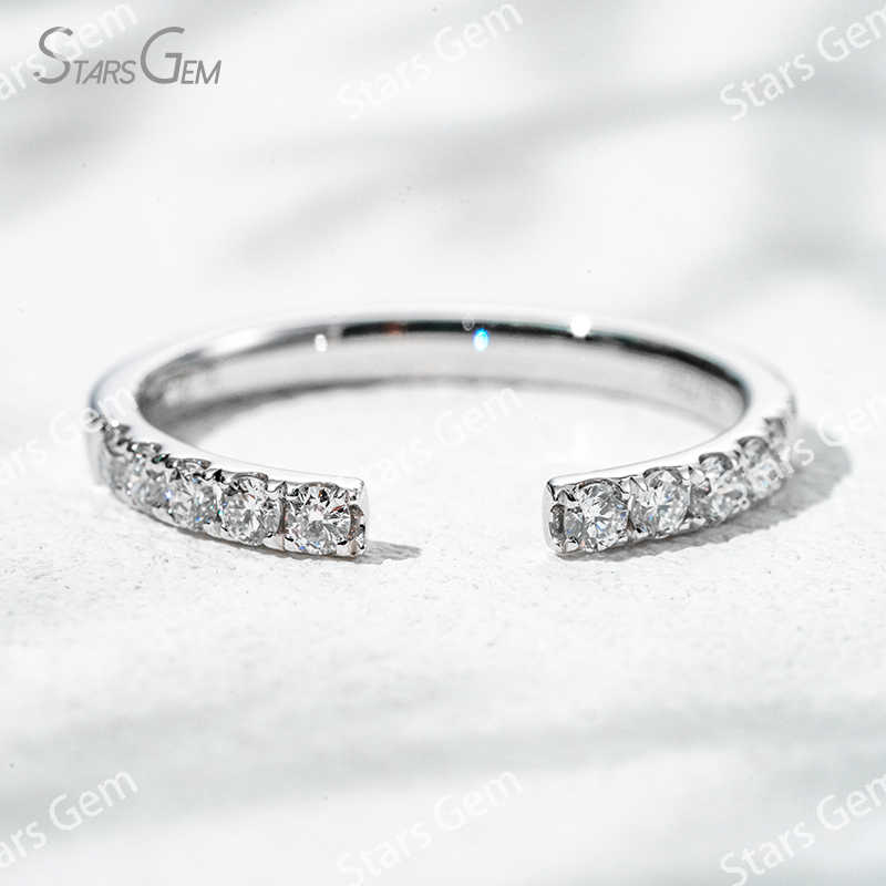 1.9mm Round Brilliant Cut Lab Grown Diamond 18K Gold Diamond Ring