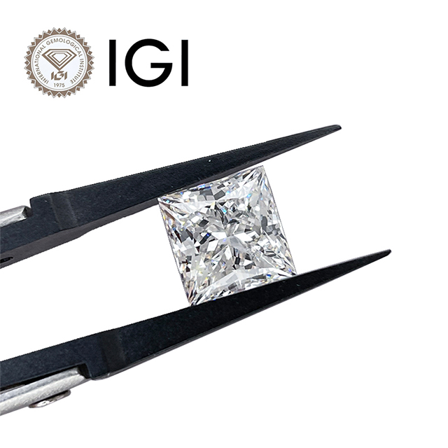 Princess Cut HPHT CVD Lab Grown Diamond with IGI Certificate