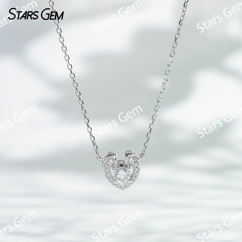 18K White Gold Necklace Round Brilliant Cut DEF VS Lab Grown Diamond Heart Shape Pendant