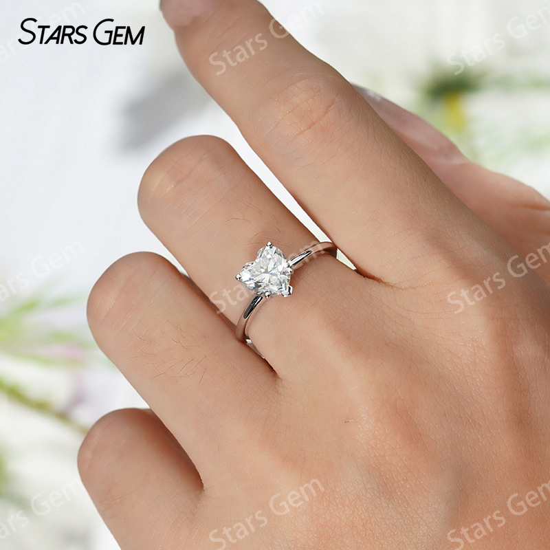 7×7mm Heart Cut Moissanite S925 Sterling Silver Solitaire Engagement Ring