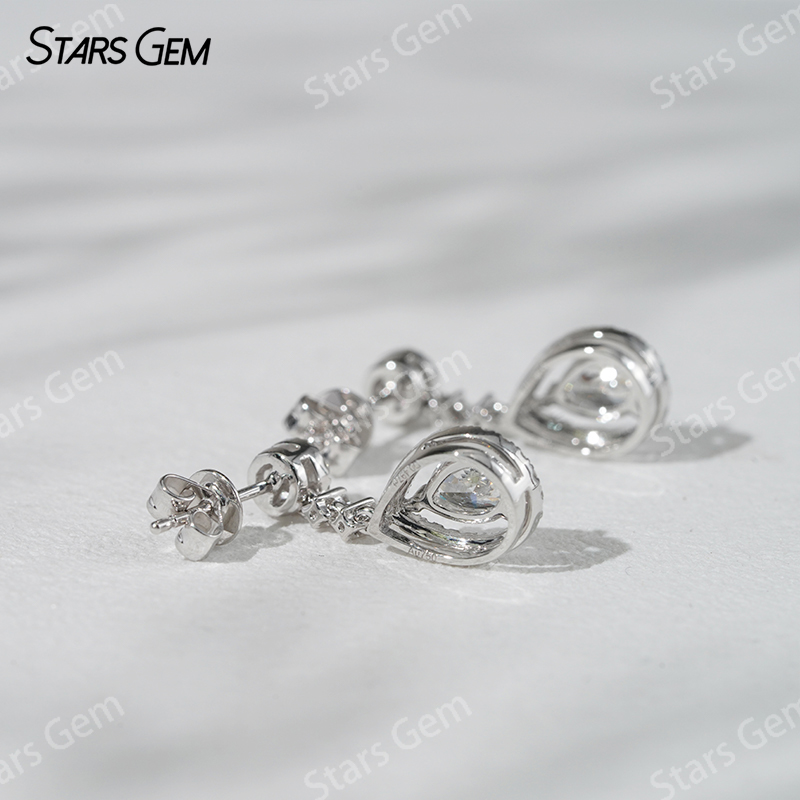 6.5×4.5mm Pear Cut Lab Grown Diamond 18K Gold Diamond Earrings