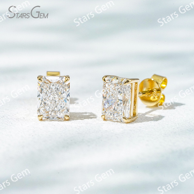 6.9×5mm Radiant Cut Lab Grown Diamond 4 Prongs 18K Gold Diamond Stud Earrings