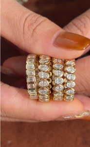 Oval 3.5x2.5mm Lab Grown Diamond Moissanite 10k 14k 18k Stackable Wedding Band Ring