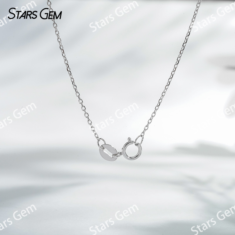 0.35ct 4.5mm DEF VS Round Brilliant Cut Lab Grown Diamond 18K White Gold Diamond Pendant Necklace