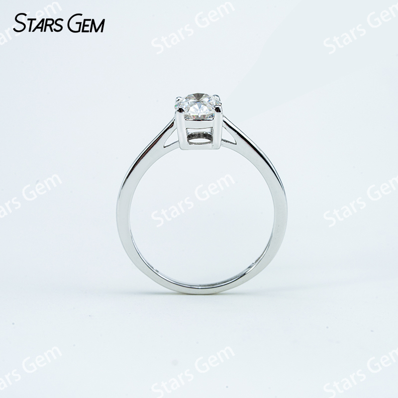 5×7mm Oval Cut Moissanite S925 Sterling Silver Solitaire Engagement Ring