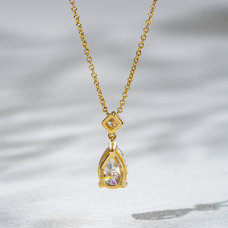 1.0ct Pear cut Lab Grown Diamond Pendant 18K Solid Gold Pendant Necklace