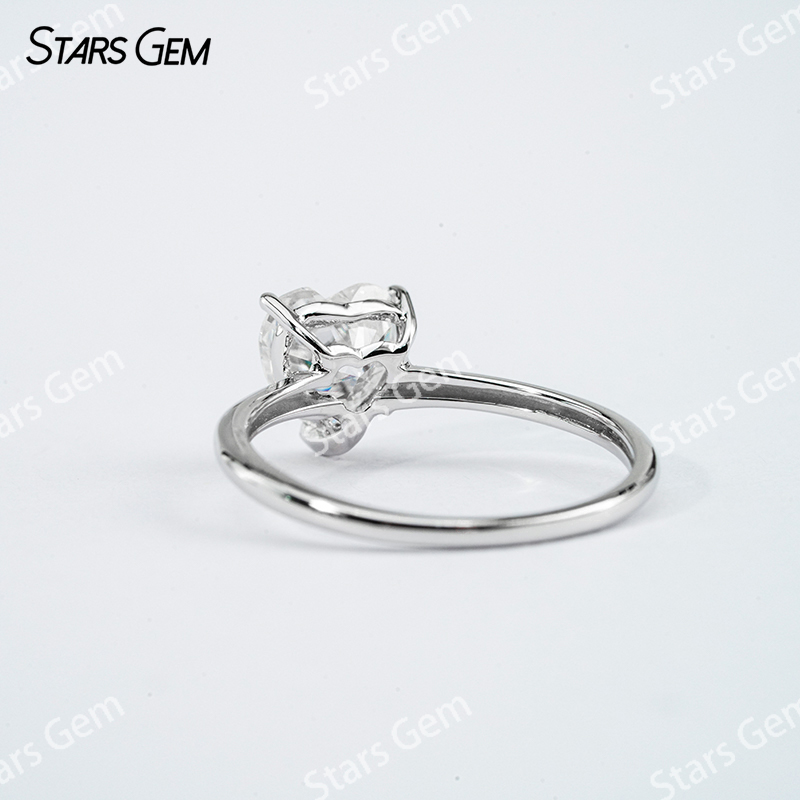 7×7mm Heart Cut Moissanite S925 Sterling Silver Solitaire Engagement Ring