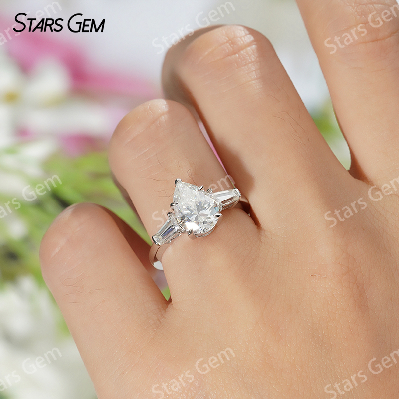 7×​9mm Pear Cut Moissanite S925 Sterling Silver Three Stone Engagement Ring