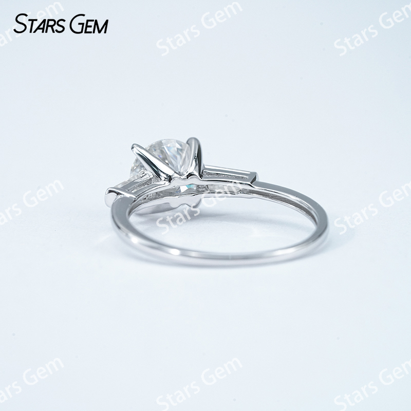 7.5mm Round Brilliant Cut Moissanite S925 Sterling Silver Three Stone Engagement Ring