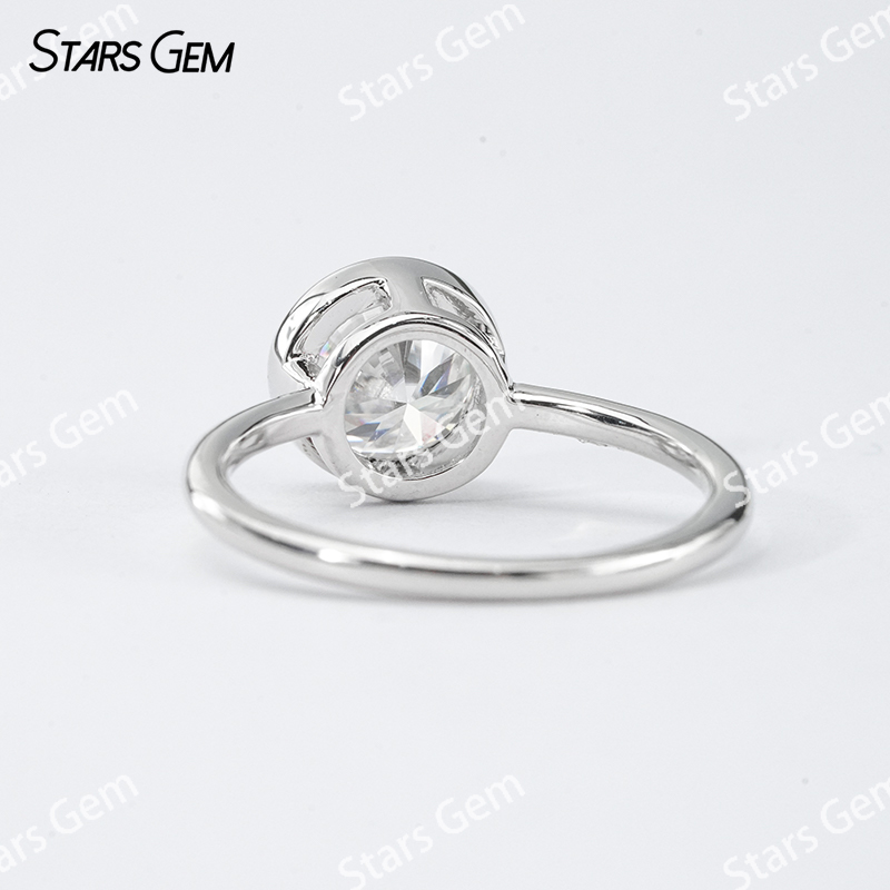 6.5mm & 8mm Round Brilliant Cut Moissanite Bezel Set Classic S925 Sterling Silver Solitaire Engagement Ring