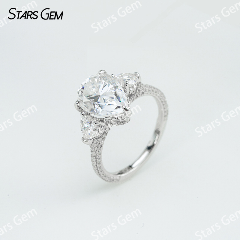 9×​13mm Pear Cut Moissanite S925 Sterling Silver Three Stone Engagement Ring