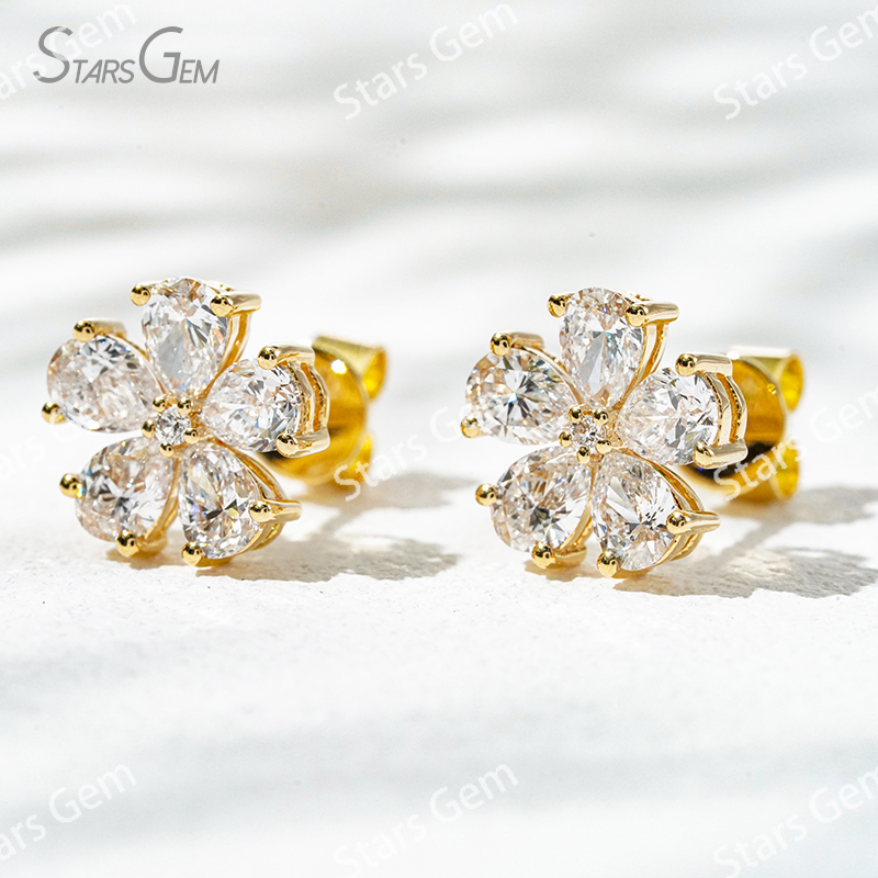 3×4mm Pear Cut Lab Grown Diamond Petals Shape Design 18K Gold Diamond Stud Earrings