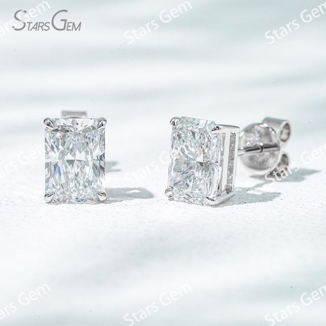 6.9×5mm Radiant Cut Lab Grown Diamond 4 Prongs 18K Gold Diamond Stud Earrings