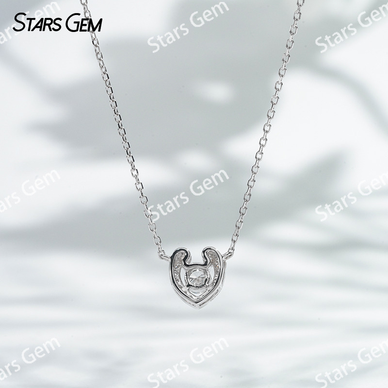 18K White Gold Necklace Round Brilliant Cut DEF VS Lab Grown Diamond Heart Shape Pendant