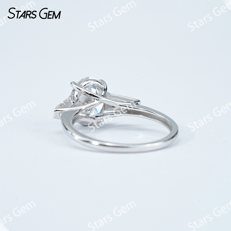 7×9mm Oval Cut Moissanite S925 Sterling Silver Three Stone Engagement Ring