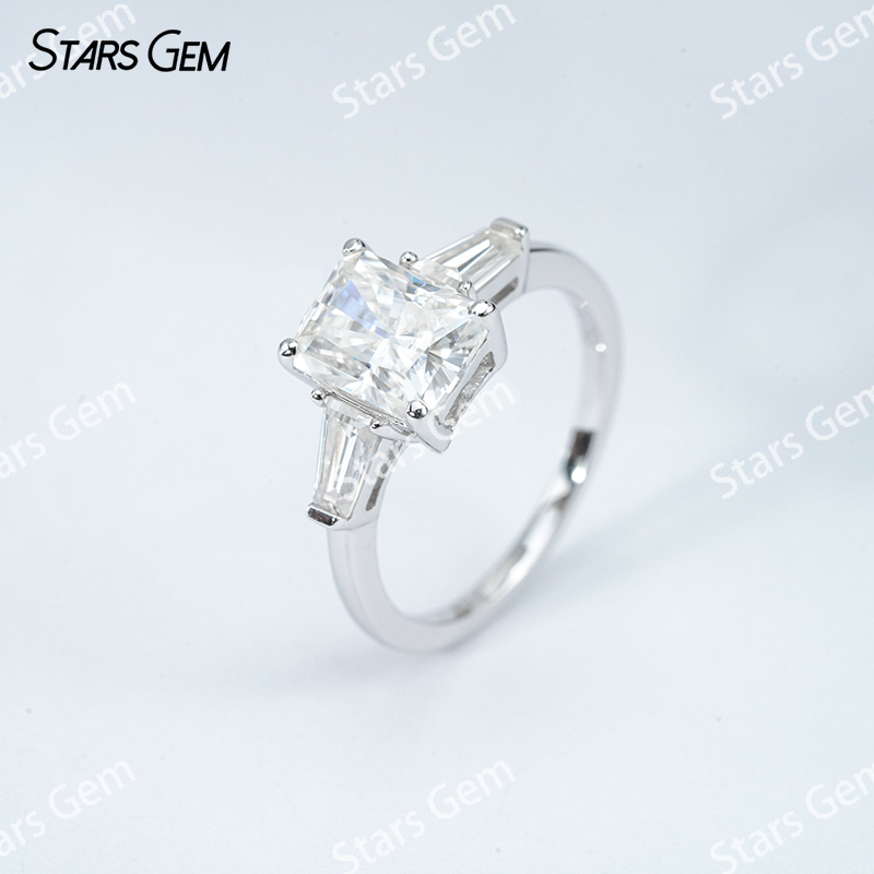 6×8mm Radiant Cut Moissanite 4 Prongs S925 Sterling Silver Three Stone Engagement Ring