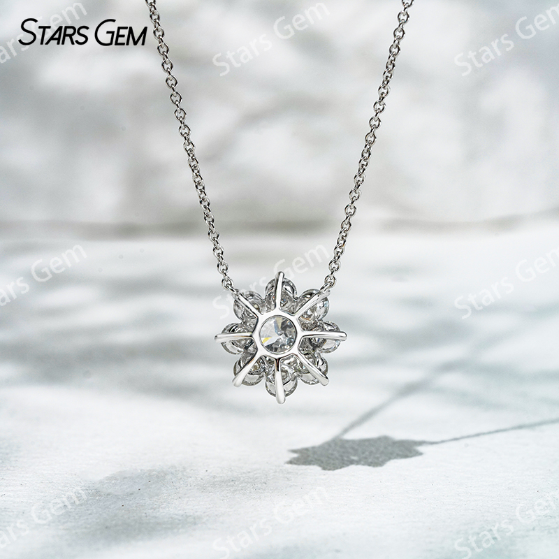 1.0ct 6.5mm Round Brilliant Cut DEF VS Lab Grown Diamond Sunflower Pendant 18K White Gold Necklace