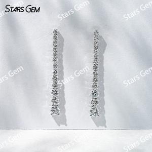 2.7mm Round Brilliant Cut Lab Grown Diamond 18K White Gold Diamond Earrings