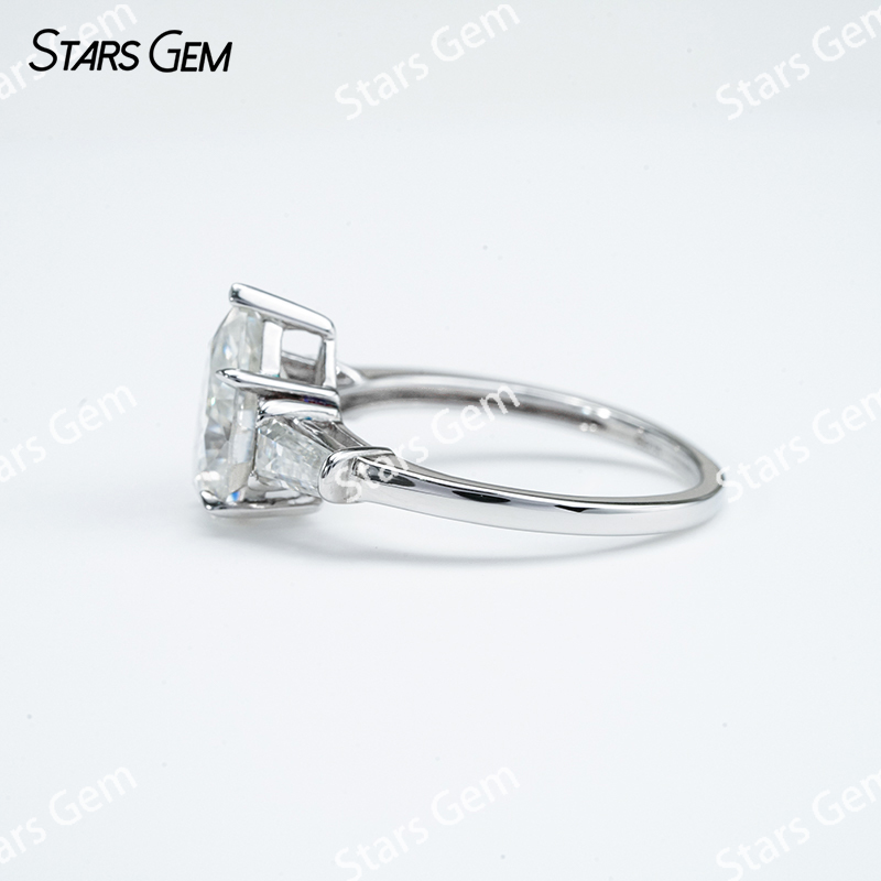 7×​9mm Pear Cut Moissanite S925 Sterling Silver Three Stone Engagement Ring