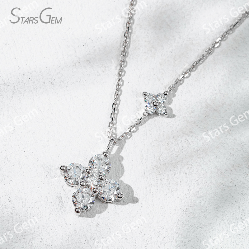 4.5mm Round Brilliant Cut Lab Grown Diamond 18K White Gold Diamond Pendant Necklace