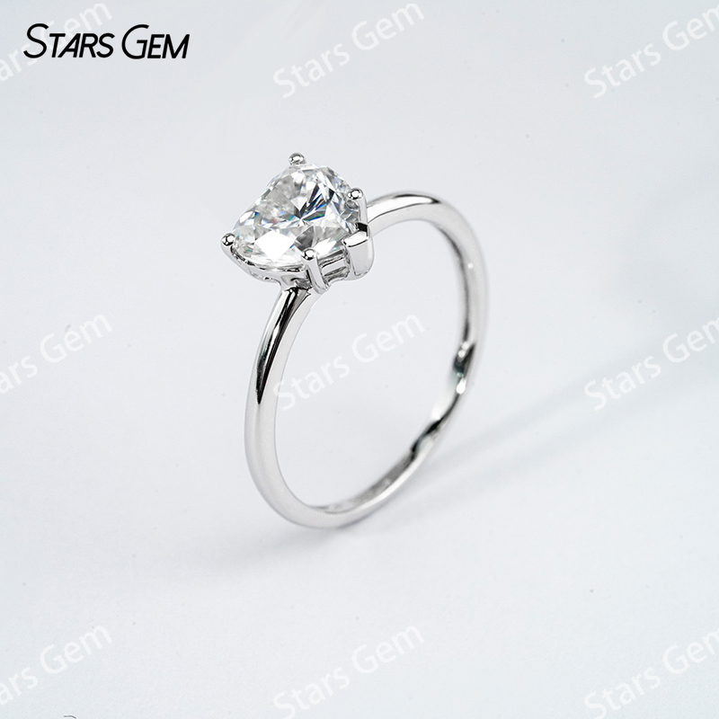 7×7mm Heart Cut Moissanite S925 Sterling Silver Solitaire Engagement Ring