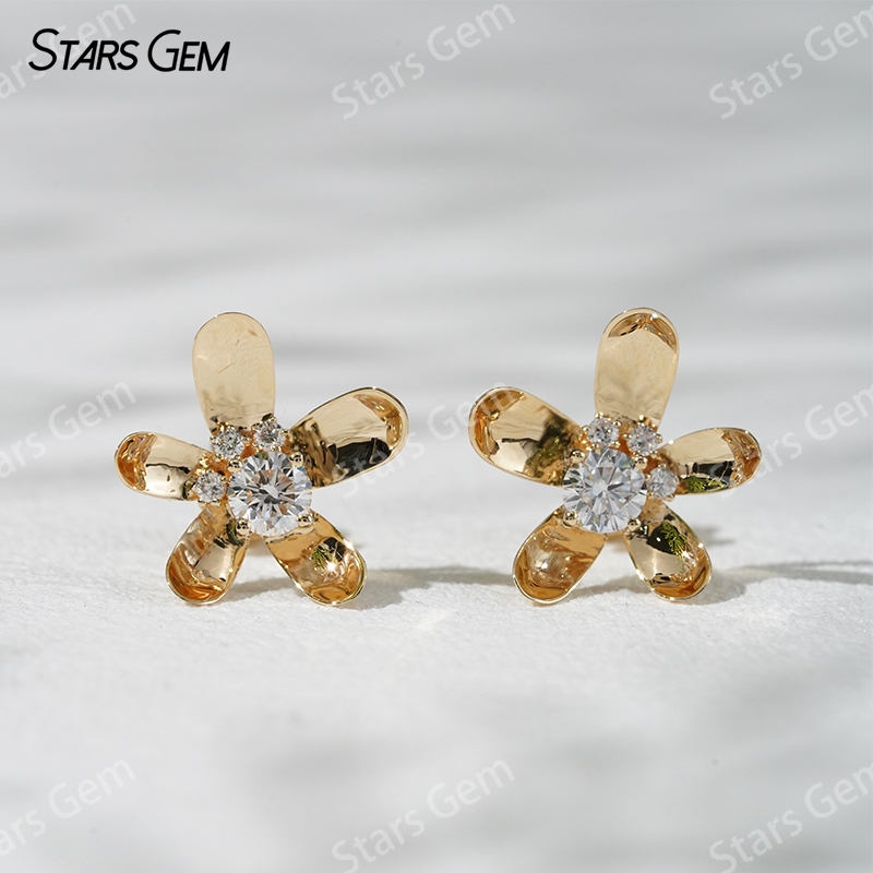 3.9mm Round Brilliant Cut Lab Grown Diamond Petals Shape Design 18K Yellow Gold Diamond Stud Earrings