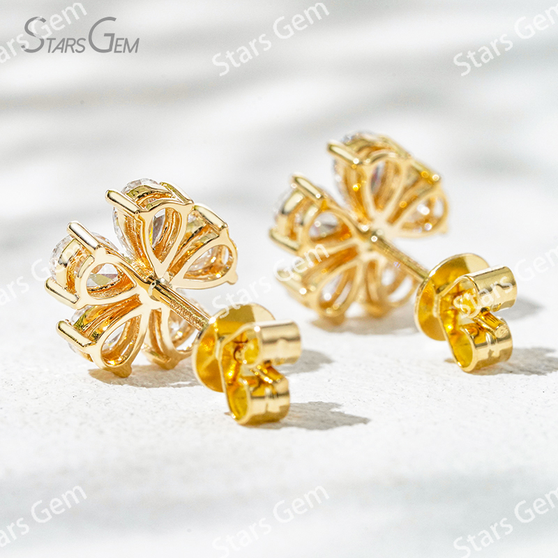 3×4mm Pear Cut Lab Grown Diamond Petals Shape Design 18K Gold Diamond Stud Earrings