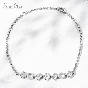 2.5×2.5mm Princess Cut Lab Grown Diamond 18K White Gold Diamond Bracelet