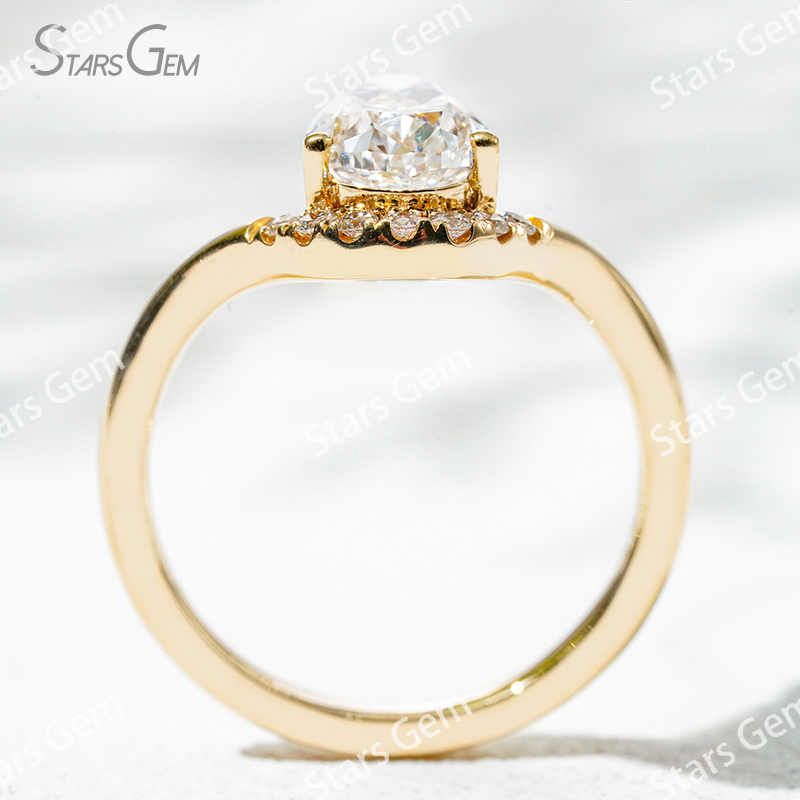 6.19×10.43​mm Pear Cut Lab Grown Diamond With Side Diamond 18K Yellow Gold Engagement Ring