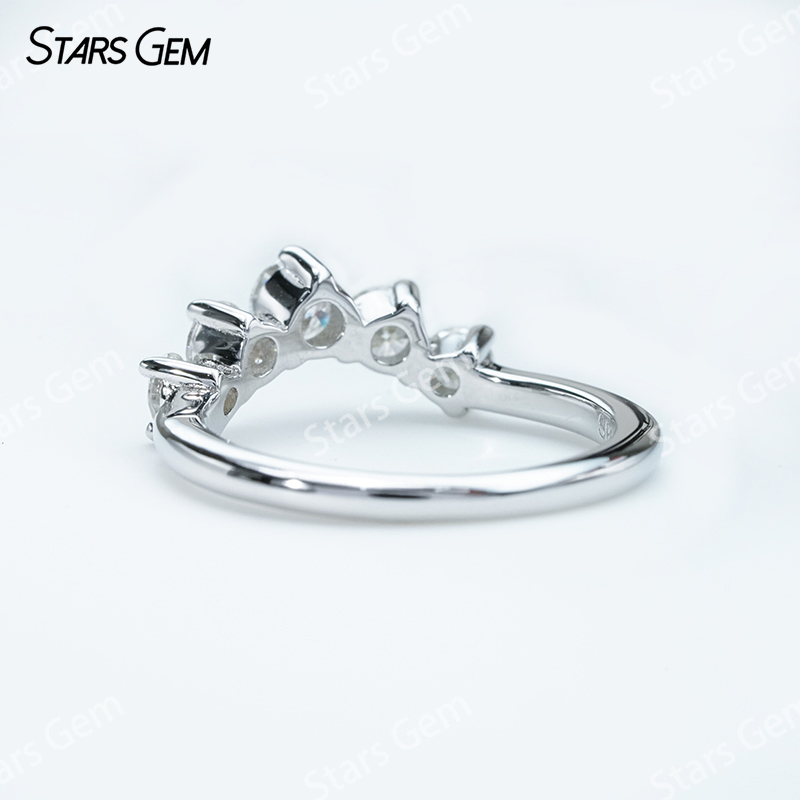 4mm Round Brilliant Cut Moissanite S925 Sterling Silver Five Stone Diamond Ring