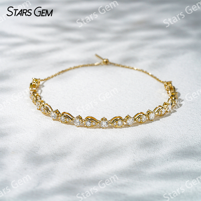 18K Yellow Gold with Round Brilliant Cut Lab Grown Diamond Bracelet
