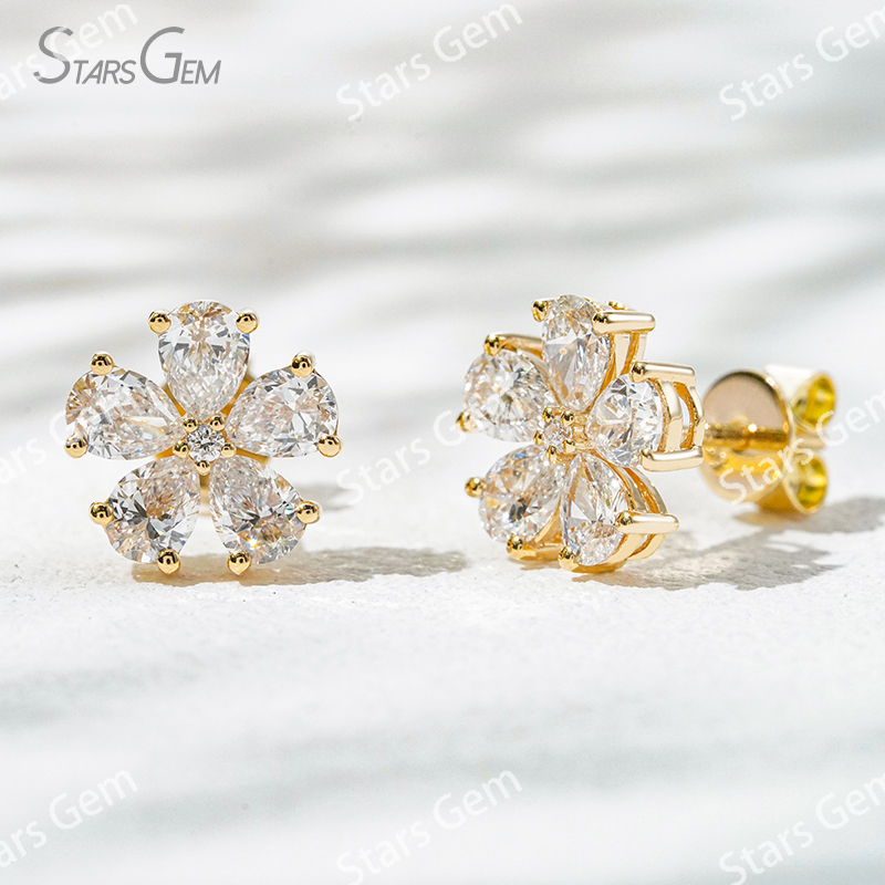 3×4mm Pear Cut Lab Grown Diamond Petals Shape Design 18K Gold Diamond Stud Earrings
