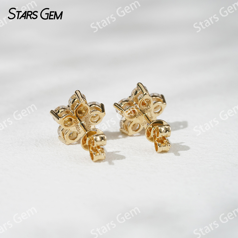 Starsgem 3.2mm Round Brilliant Cut Lab Grown Diamond 18K Gold Diamond Stud Earrings