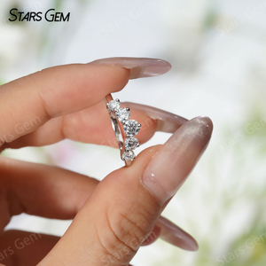 4mm Round Brilliant Cut Moissanite S925 Sterling Silver Five Stone Diamond Ring
