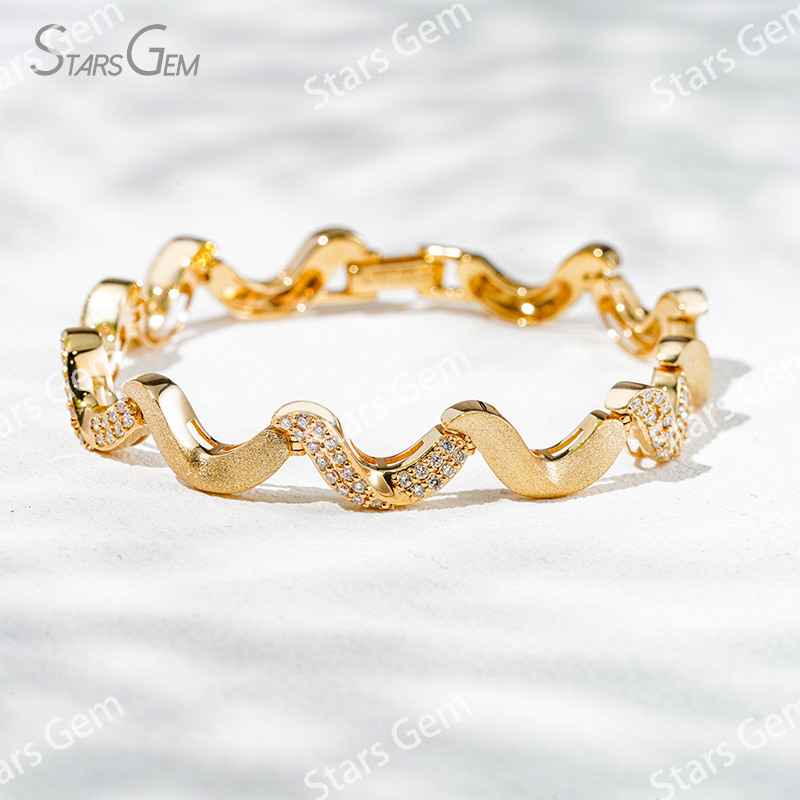 1.2mm Round Brilliant Cut Lab Grown Diamond Unique Wave Like Design 18K Yellow Gold Diamond Bracelet