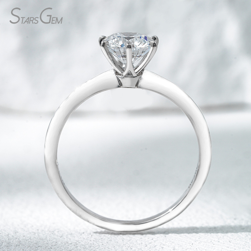 18K Gold 1.1ct Round Brilliant Cut Lab Grown Diamond Solitaire Engagement Ring