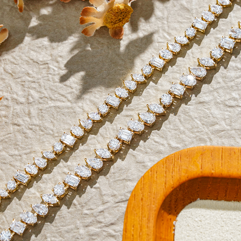 Multi shape cluster diamond tennis bracelet